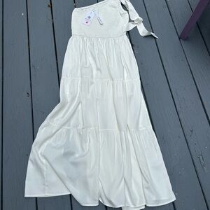 Merokeety White Sleeveless Dress NWT small
